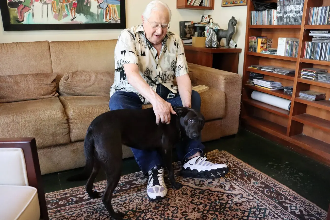 Boris Casoy com sua cachorra 1300 por 867