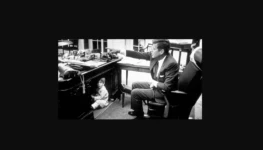 John Kennedy e seu filho na Casa Branca 1