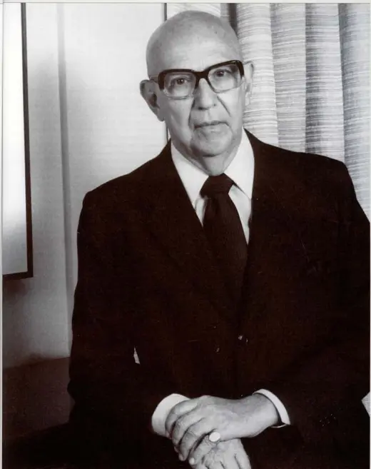 Jorge Oscar de Mello Flôres reprodução