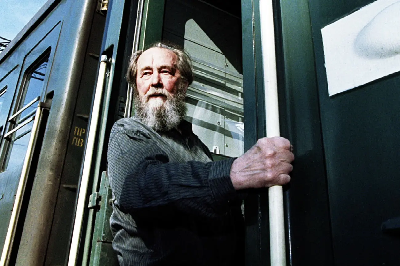 soljenítsyn 1300 por 867