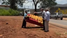 8f5c71bf-95a3-444f-bd8c-c434aa980cc0