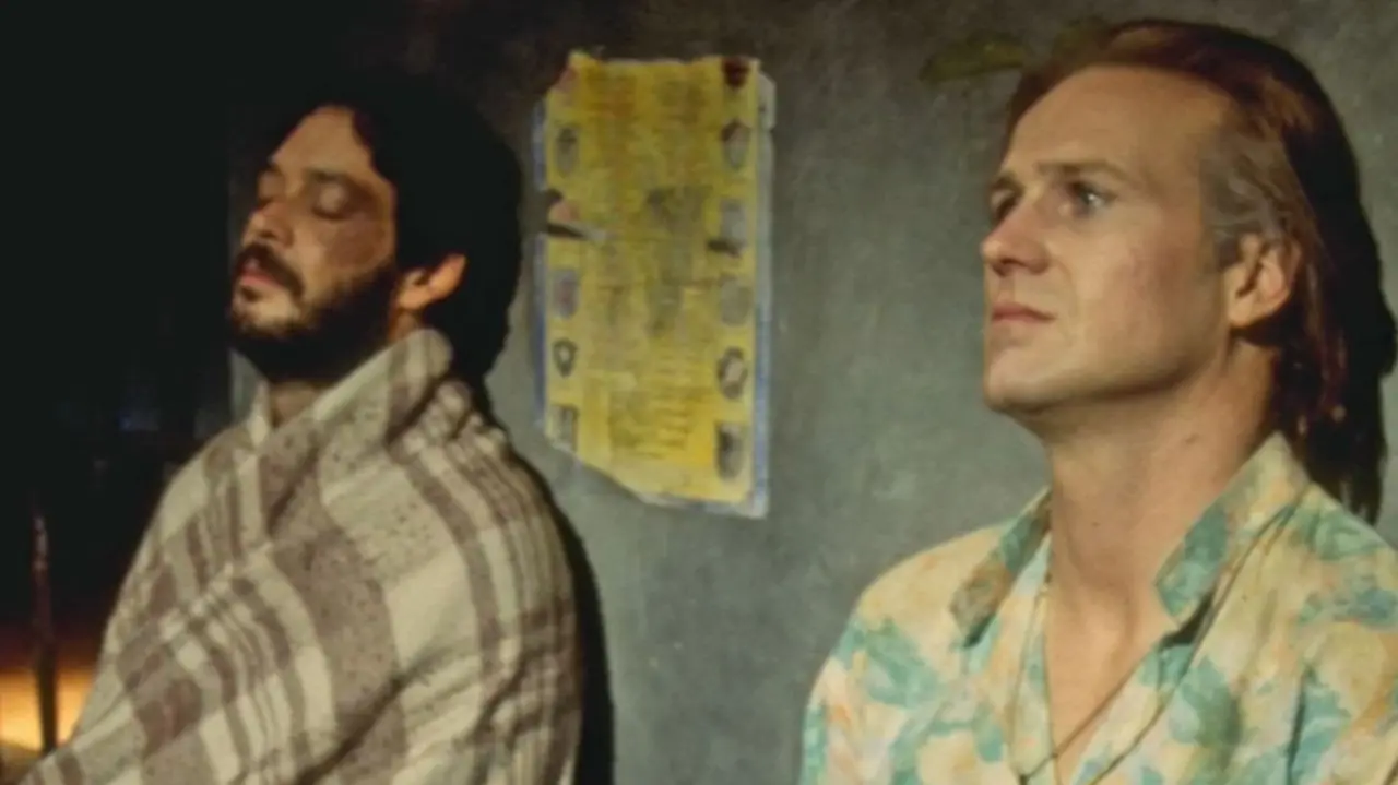 William Hurt e Raúl Julia 4