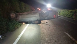 s10-capotou-colisao-frontal-sudoeste-goiano