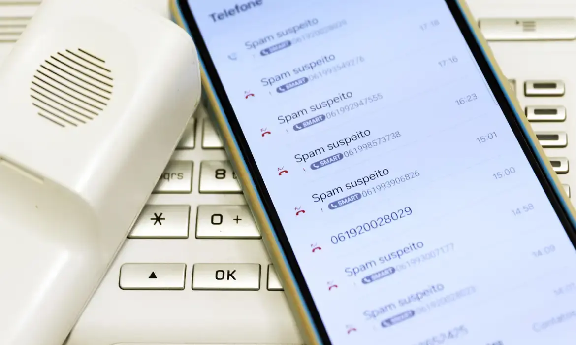 Ligações suspeitas | Foto: Bruno Peres/Agência Brasil