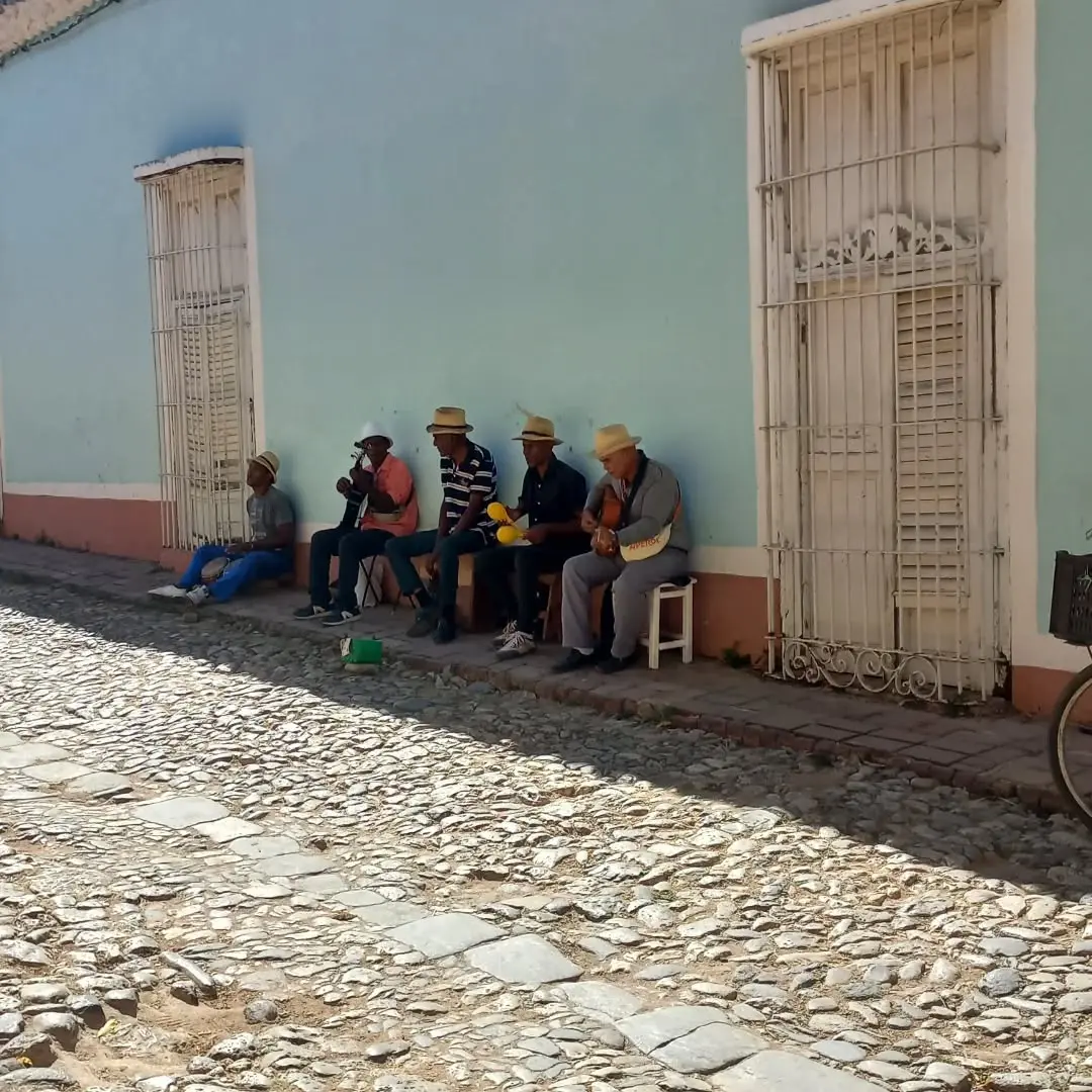 Músicos em Trinidade Cuba Foto Acervo de Lúcia Pedreira