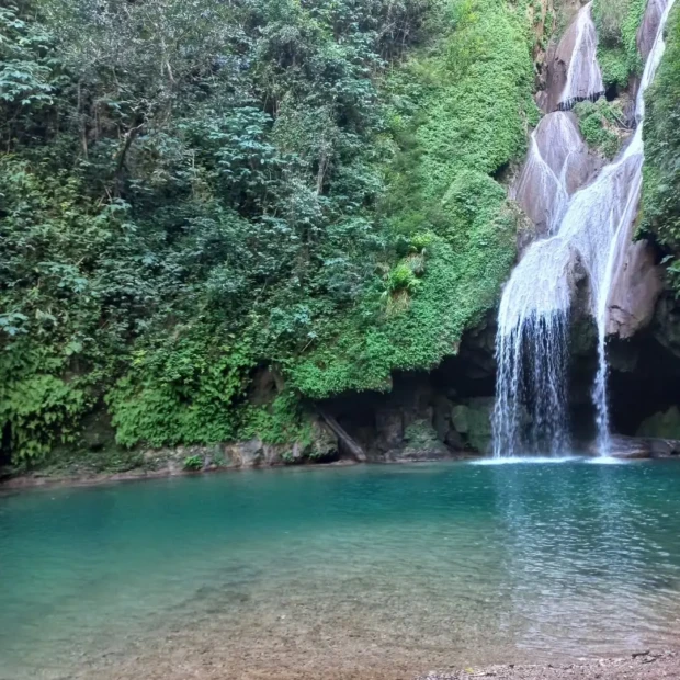 Cachoeira de Trinidade Foto Acervo de Lúcia Pedreira