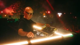 O maior nome do live techno mundial, o DJ alemão ‘Stephan Bodzin’ se apresentará no ‘Experience Festival 2026’, na Semana Santa em Pirenópolis!...