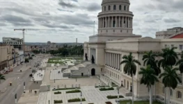 Lucia Pedreira Construção em Havana Acervo de Lúcia Pedreira