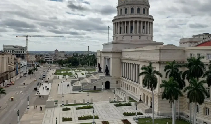 Lucia Pedreira Construção em Havana Acervo de Lúcia Pedreira