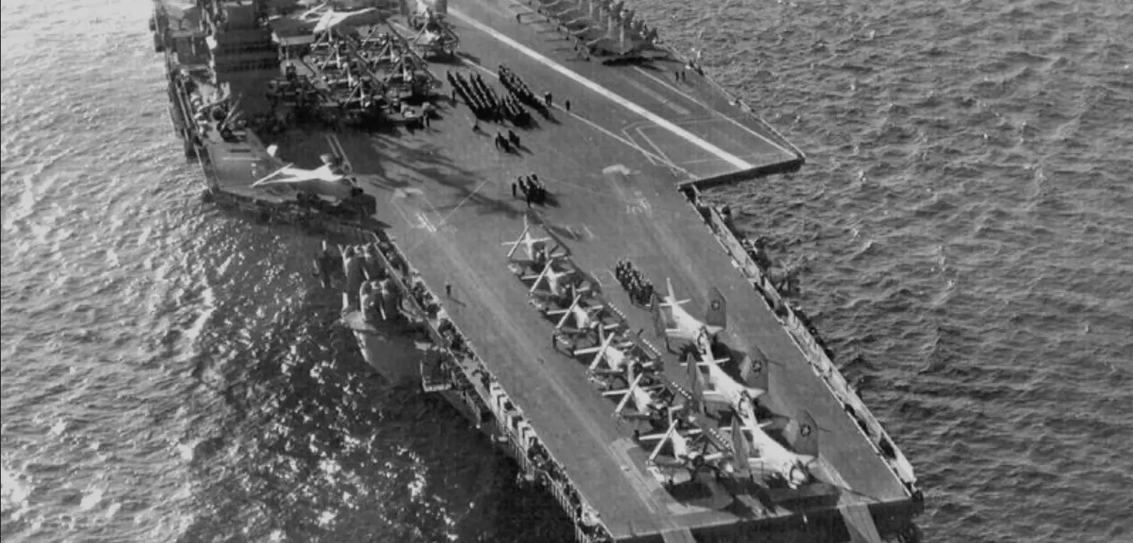 Porta avião Forrestal 1 Reprodução