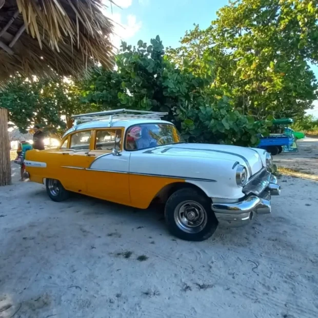 Cuba automóvel antigo Acervo de Lúcia Pedreira 1