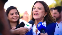 Gracinha-Caiado-Marca-Presenca-no-3o-Encontro-Mulheres-em-Campo-1024x684