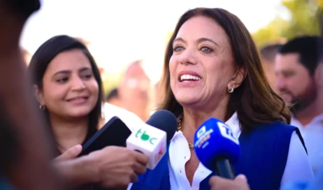 Gracinha-Caiado-Marca-Presenca-no-3o-Encontro-Mulheres-em-Campo-1024x684