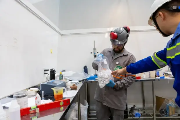 Goiás centraliza gestão de minerais críticos e amplia regulamentação estatal