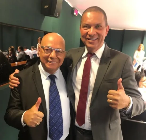 Welinton Nenzão e Professor Alcides Foto Reprodução