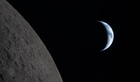 The-Edge-of-Two-Worlds-900x600