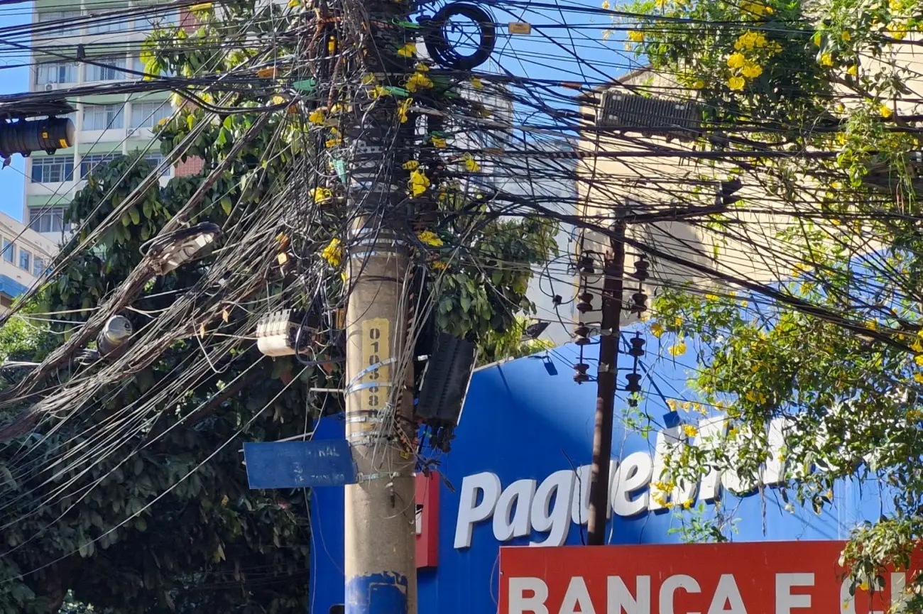 Fios no centro de Goiânia Foto Marcio Fernandes 2026de 1300 por 865