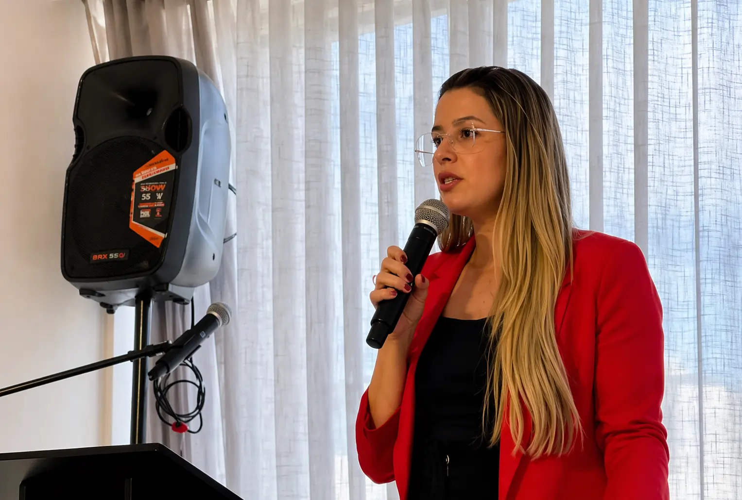 172a78ed-2f85-4b6e-b07d-d8cd85ff011e