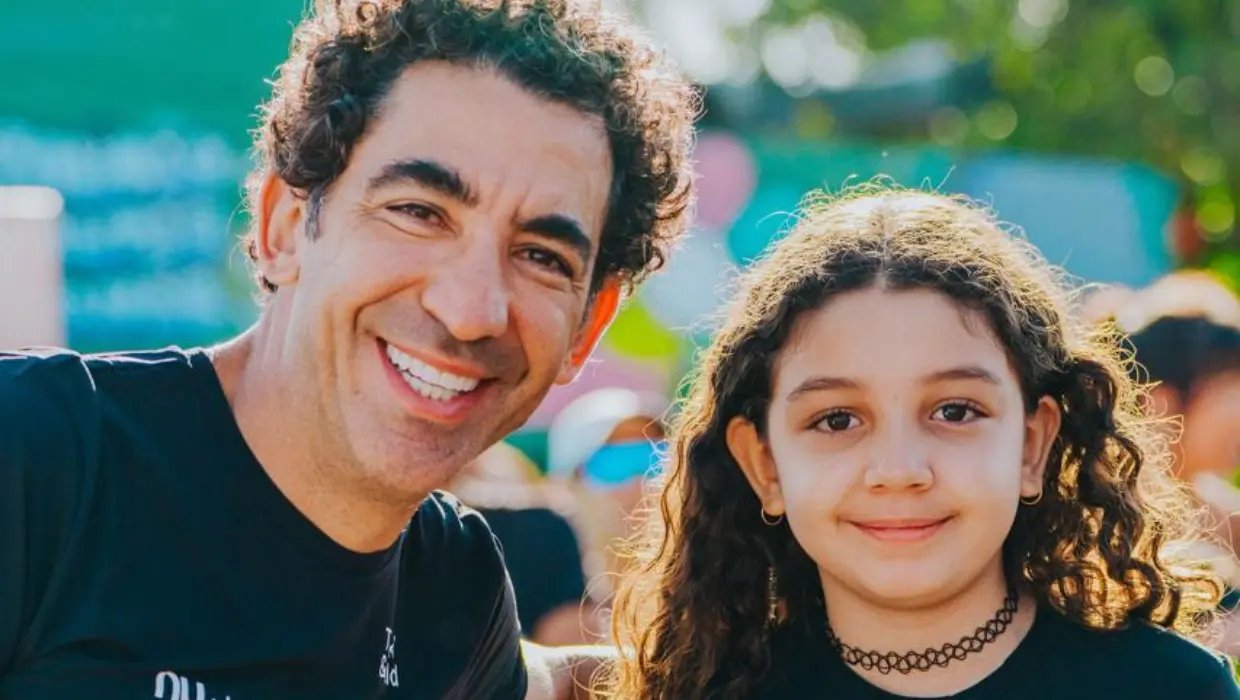 Médico goiano conquista vaga no Mundial de Ironman e celebra vitória da filha