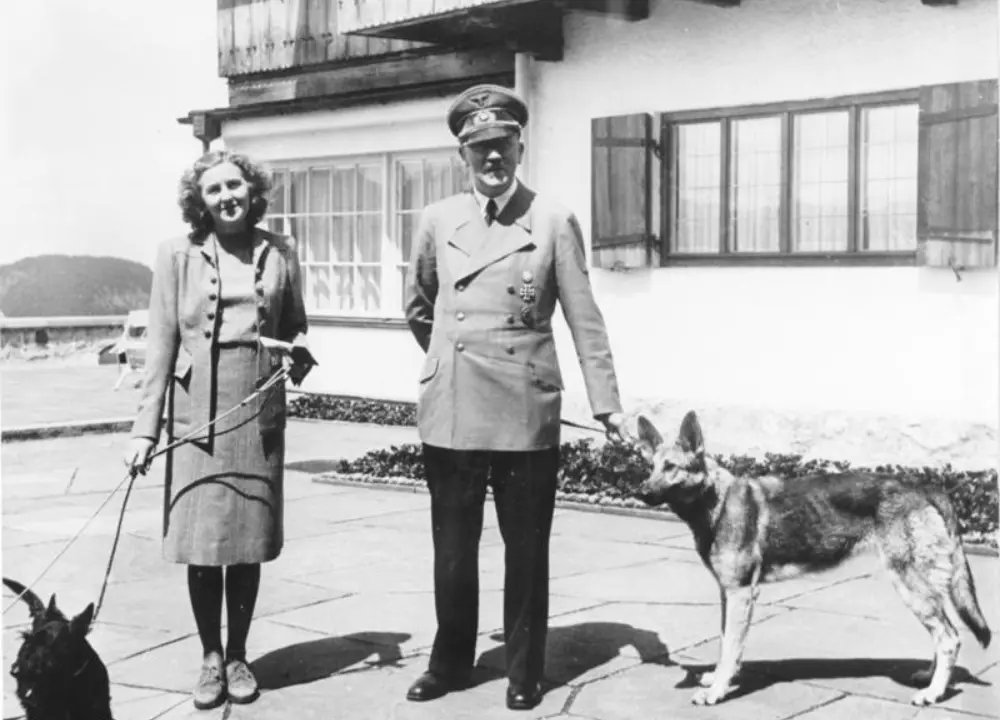 Eva Braun e Hitler 1