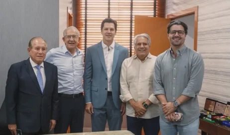 Tivemos a honra de receber, na nossa igreja, Assembleia de Deus Campinas, o governador de Goiás,-2