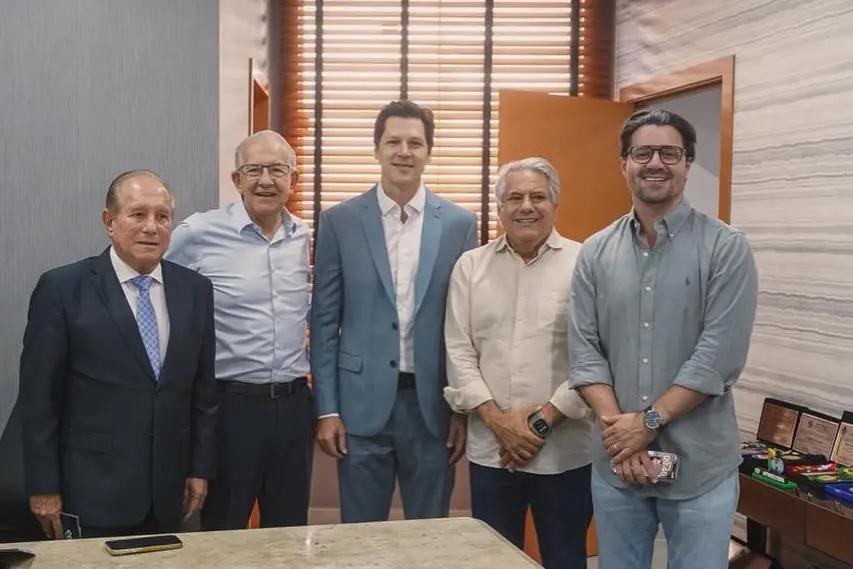 Tivemos a honra de receber, na nossa igreja, Assembleia de Deus Campinas, o governador de Goiás,-2