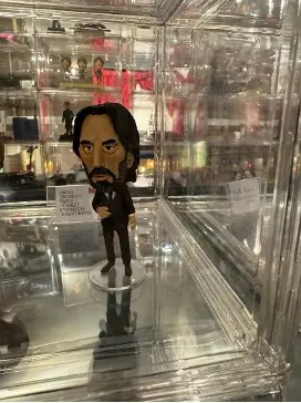Keanu Reeves ator museu de Minicera 2