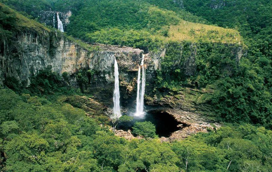 saltos-do-rio-preto-chapada-veadeiros-01