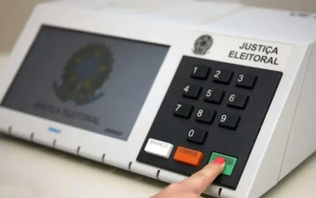 Urna eletrônica 1333999