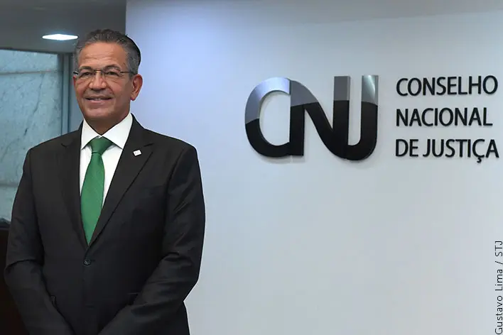 CNJ manda TJGO corrigir folha após identificar R$ 35 milhões em pagamentos irregulares