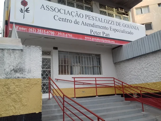 Justiça manda restabelecer atendimento de estudantes com deficiência desligados de instituições em Goiânia
