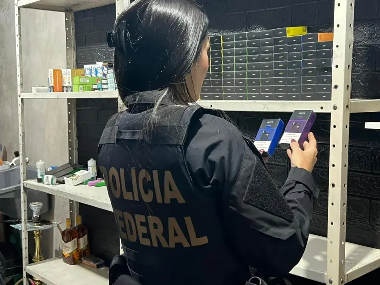 PF cigarros