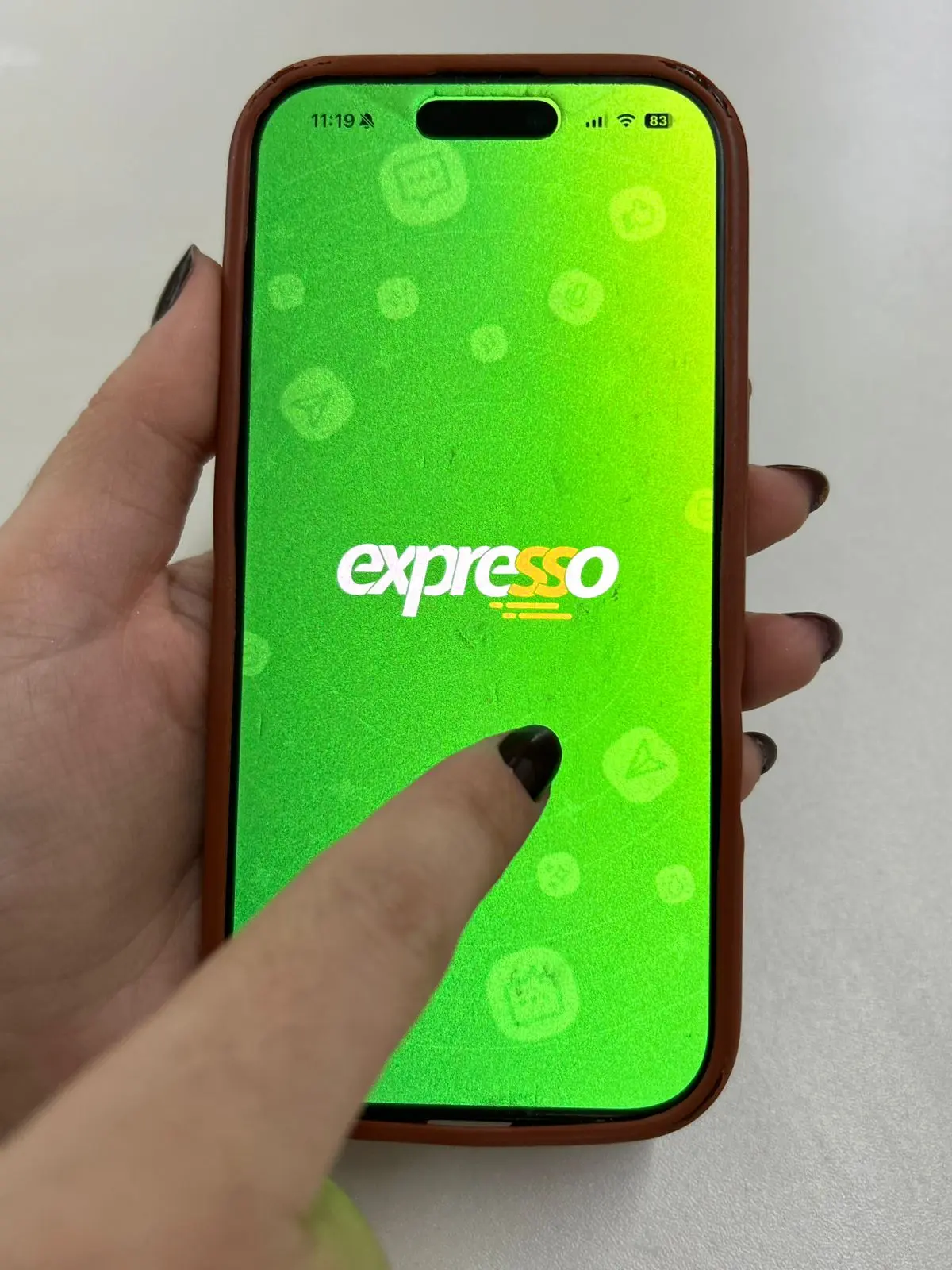 Aplicativo-Expresso-na-tela-do-celular_Sead