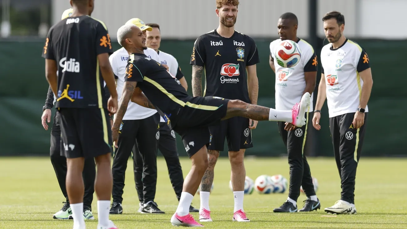 wesley-treino-selecao-brasileira-e1780599518445.jpg