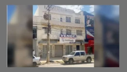 Prédio de O Popular 1