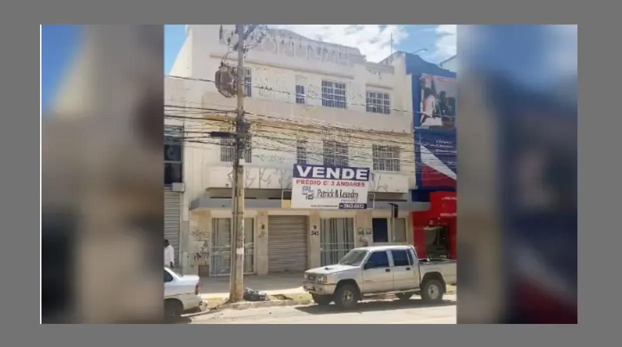 Prédio de O Popular 1
