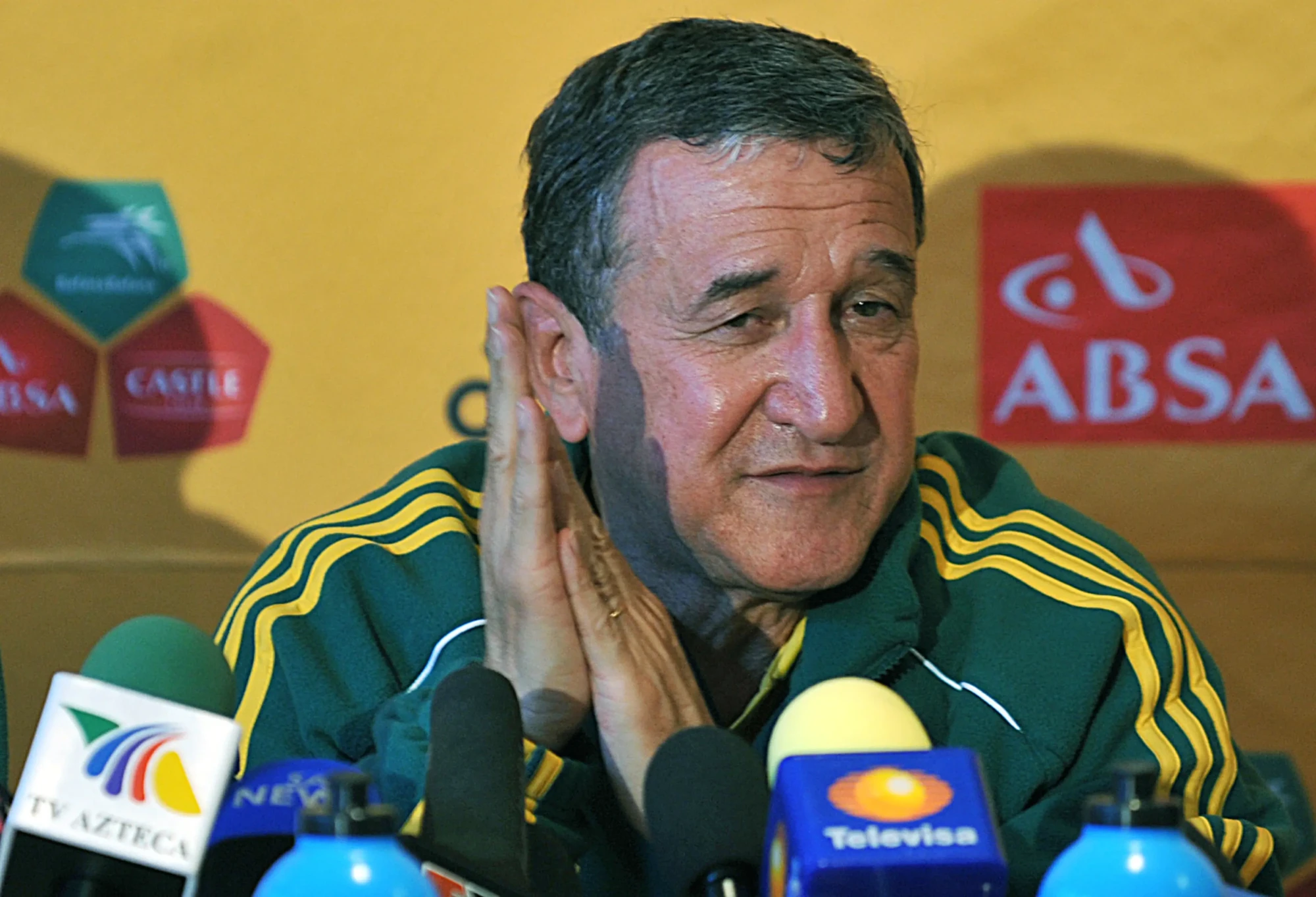 Carlos_Alberto_Parreira_at_University_of_the_Witwatersrand_2010-06-04_5