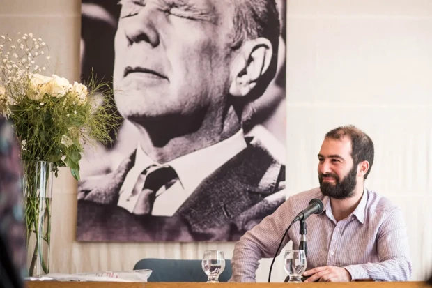 Lucas Adur biógrafo de Borges 1