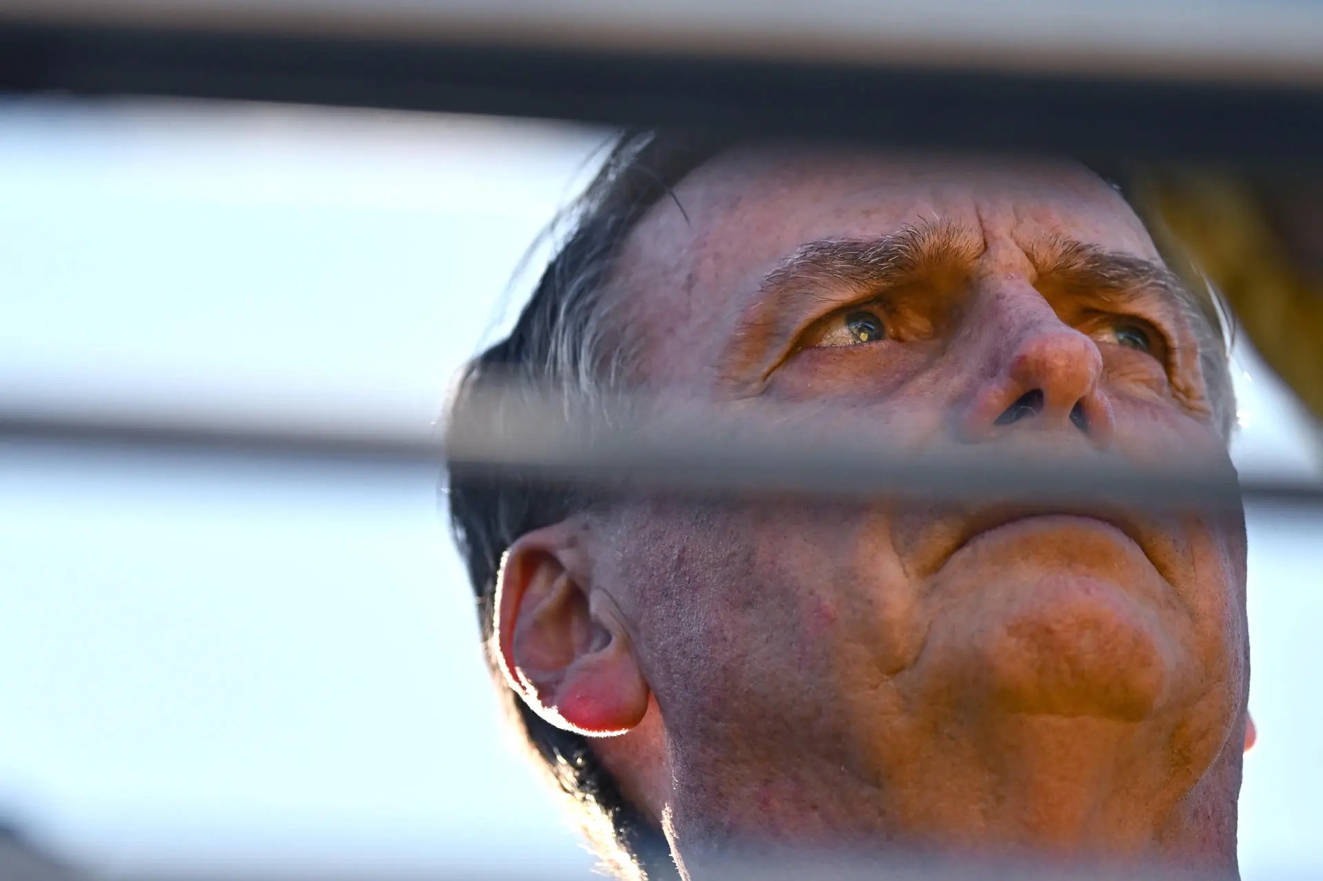 defesa-bolsonaro-cumpra-pena-em-casa-1.jpg