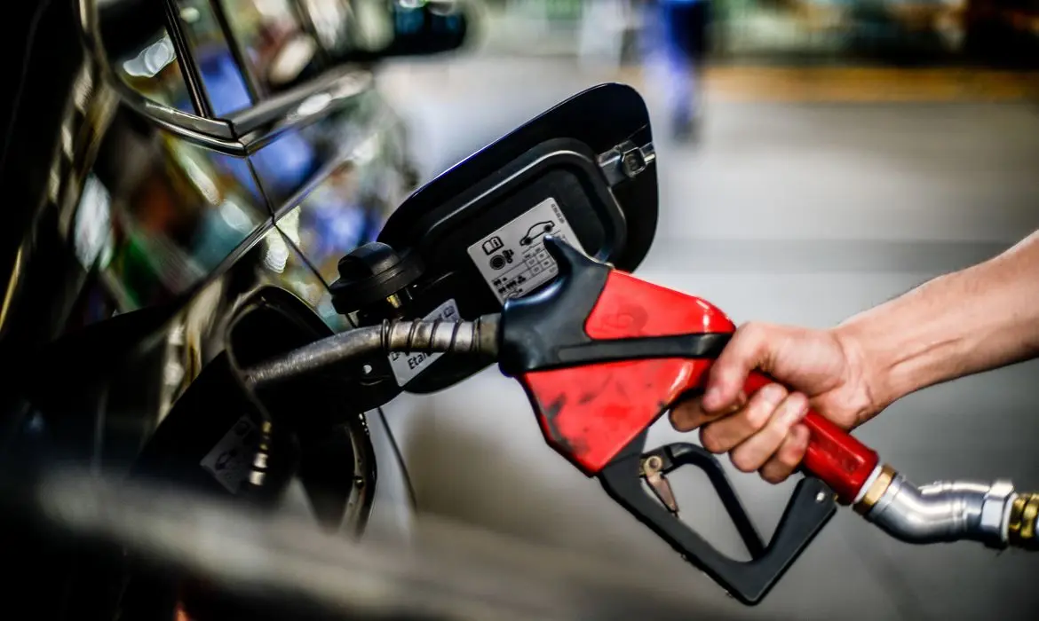 posto_combustiveis_gasolina