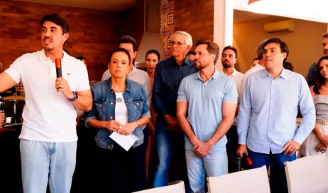 Gracinha Caiado e Paulo Vitor e Bruno Peixoto e Fião de Castro e José Délio1300 por 867