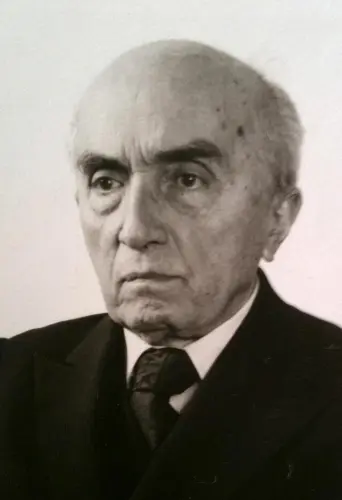 Carlos Alberto Nunes tradutor de Virgilio e Homero Reprodução500