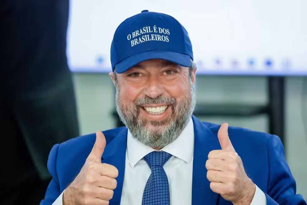 Ministro de Lula faz fala com teor preconceituoso: “Agentes econômicos devem ser tratados como japoneses. São todos iguais” - QTU Questões do Universo