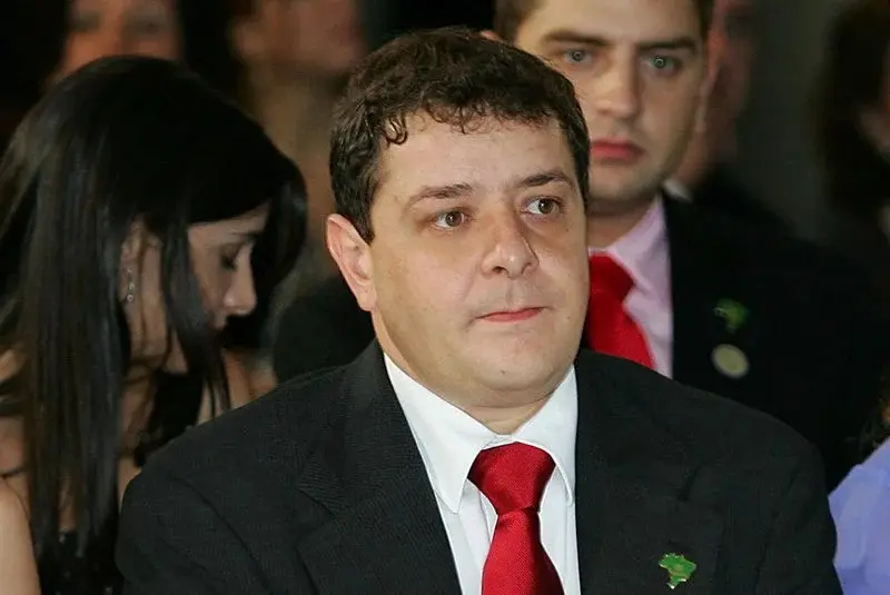 8e8d2110-lulinha-foto-reproducao