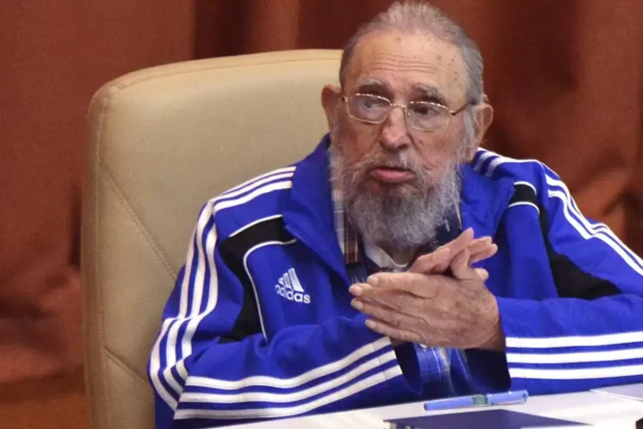 Fidel Castro 1300 por 867