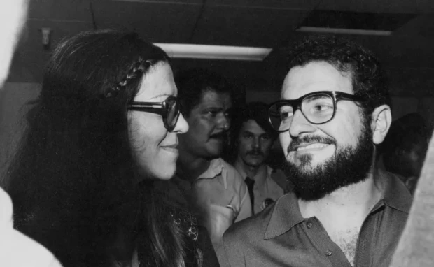 Inês Etienne Romeu e Jarbas Silva Marques 1300
