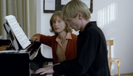 A-Professora-de-Piano-1