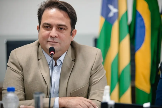 professores-roberto-naves