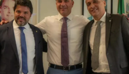 Marcio Corrêa e Flávio Bolsonaro e Gustavo Gayer Foto Divulgação