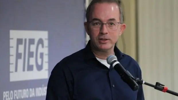compromisso-firmado-pelo-governador-foi-o-de-entregar-900-domicílios-em-18-meses-.-2-4